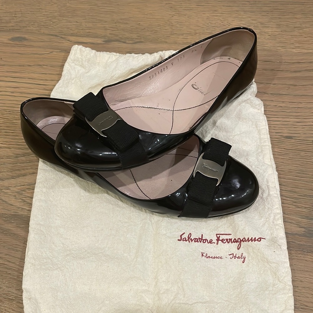 Salvatore Ferragamo Black Patent Vara Bow Flats